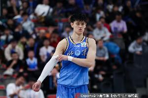 媒体人:北京全场被压制关键球能力差 曾凡博对比张镇麟相形见绌配图